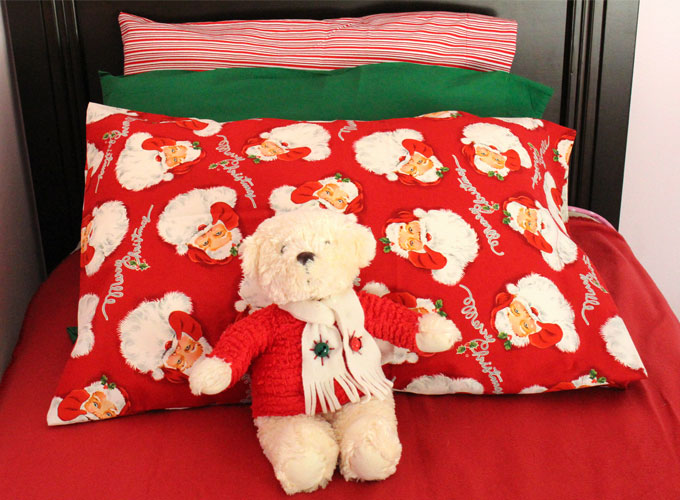 Christmas Pillow Cases Two Sisters Christmas Pillows Cases