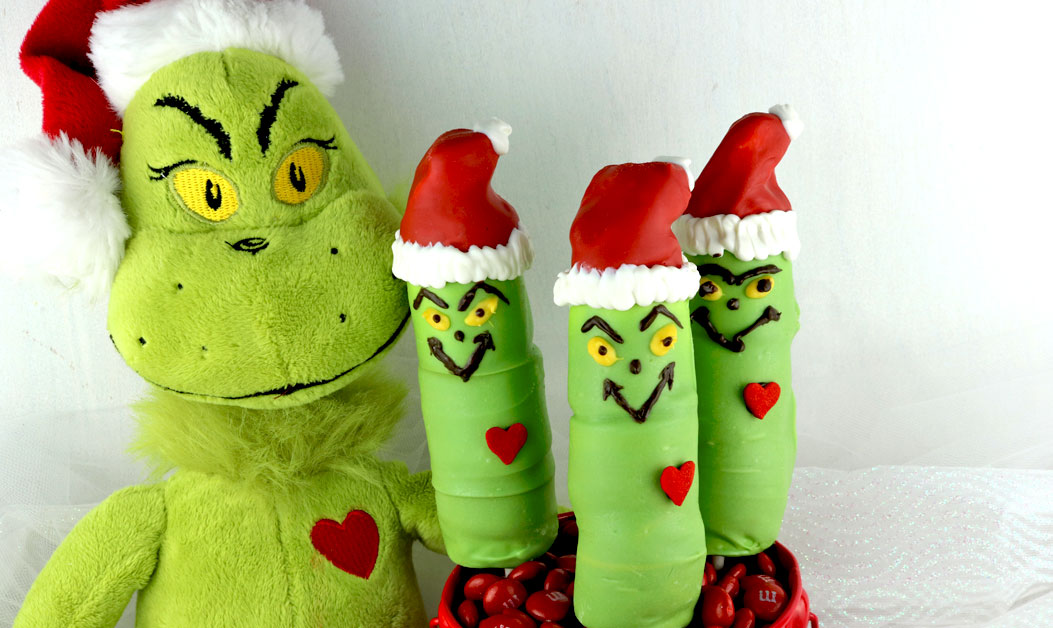 Grinch Marshmallow Pops - Two Sisters