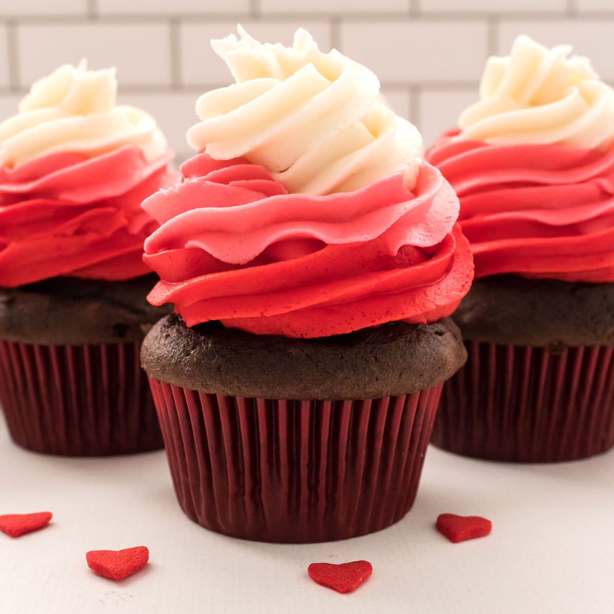 Share 153+ cute valentines cakes best