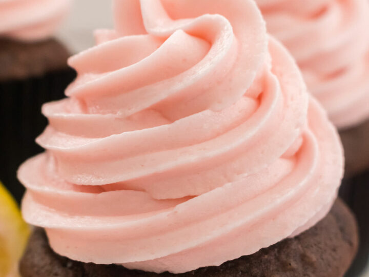 Icing Layon - Pink Bottle