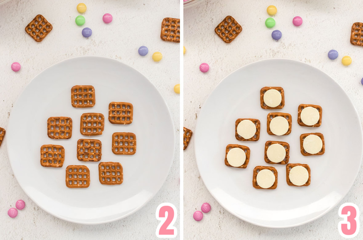  Imagen de collage que muestra cómo derretir el chocolate blanco en las broches de pretzel para hacer bocados de Pretzel.