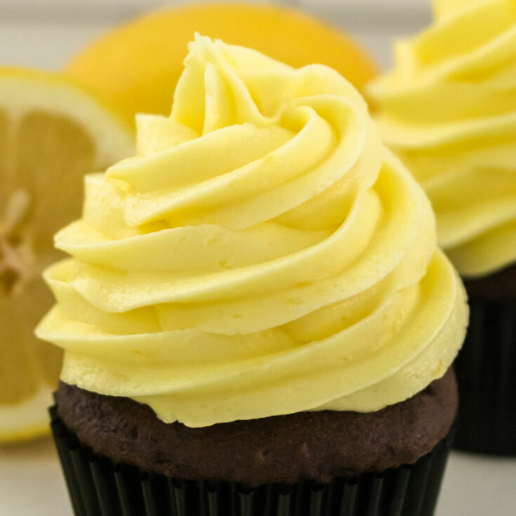 The Best Lemon Buttercream Frosting