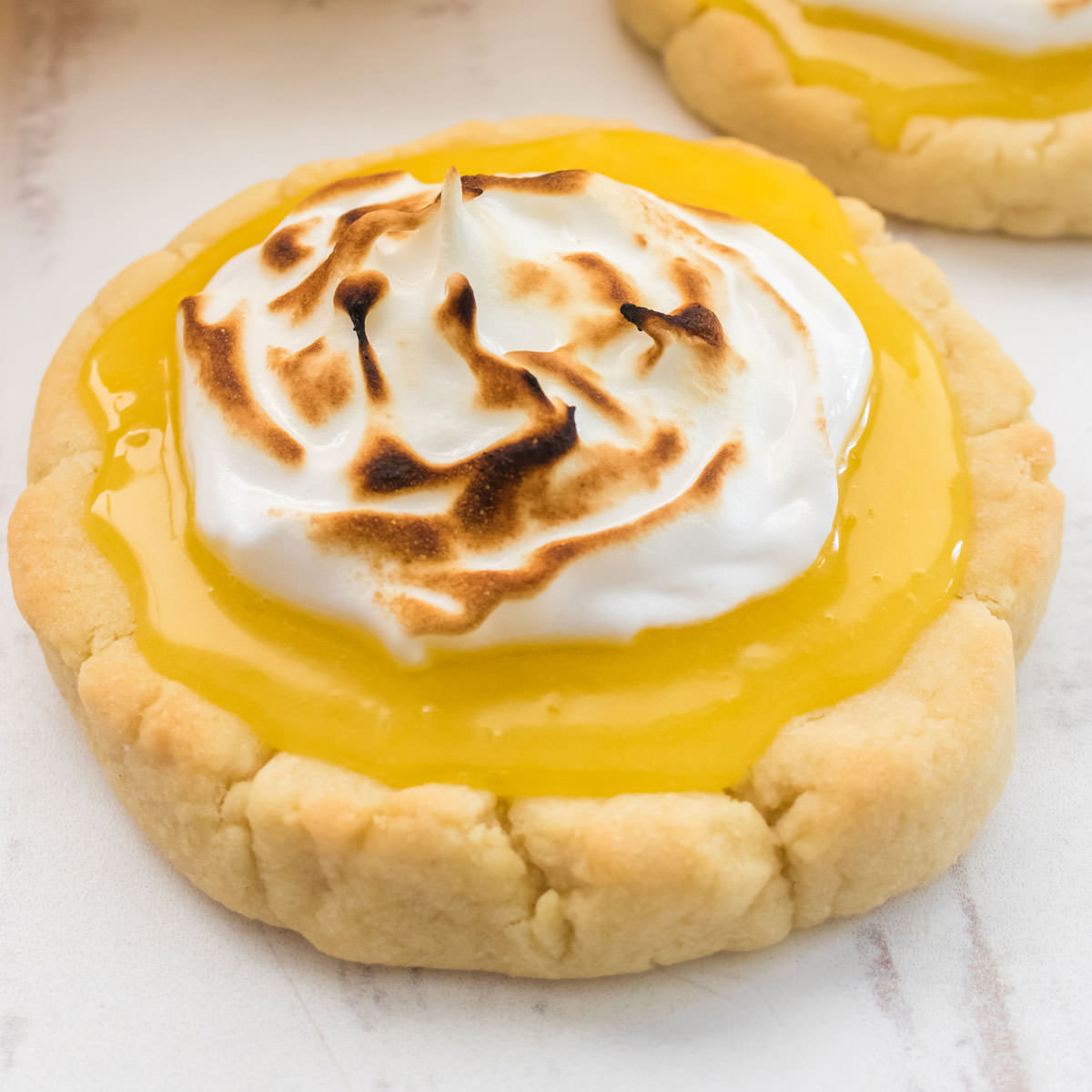 Easy Lemon Meringue Pie - with a cookie crumb crust - Foodle Club